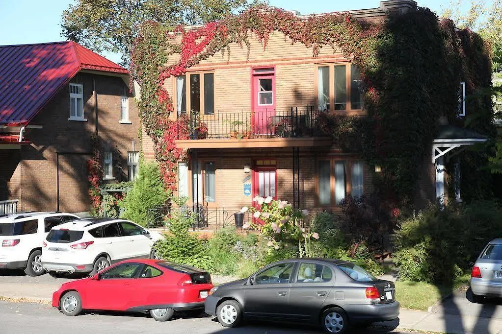 Acacias Bed & Breakfast Québec